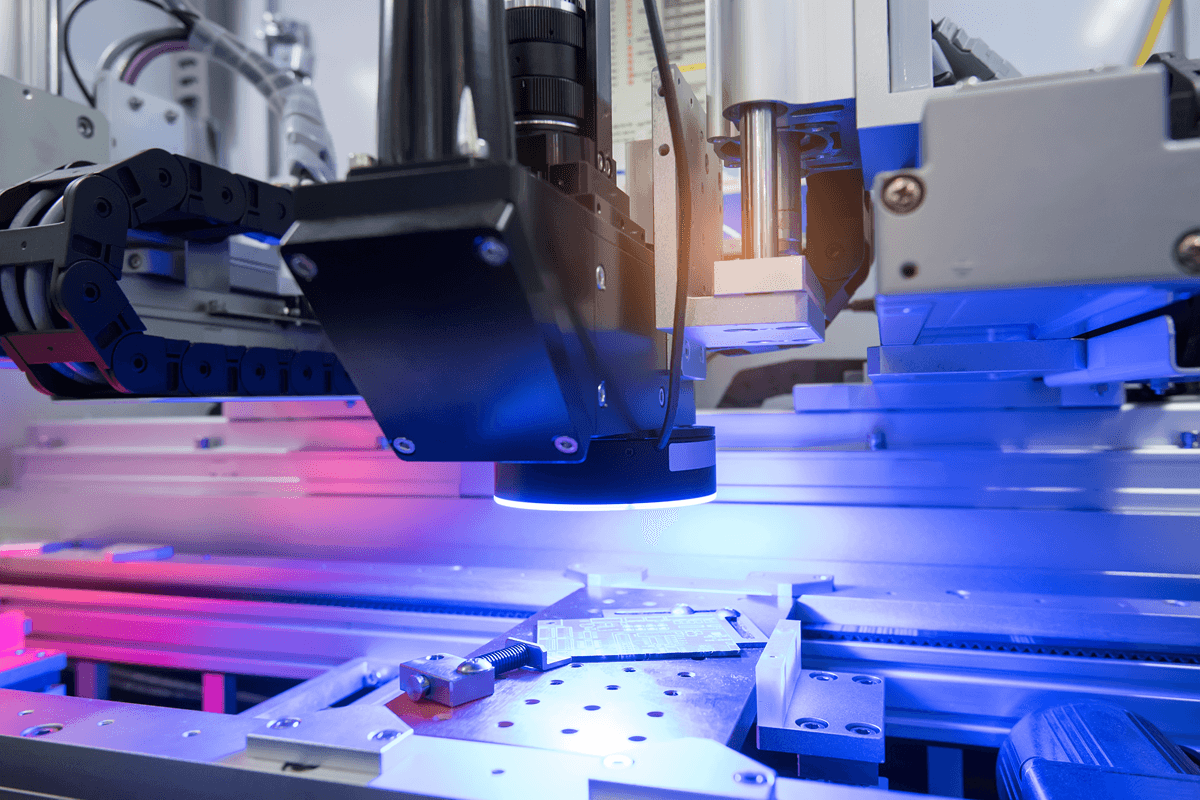 Automatisert inspeksjon med vision-system i produksjon